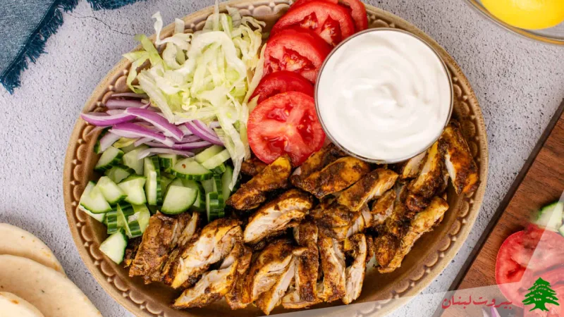 شاورما مرغ با سس طحینه